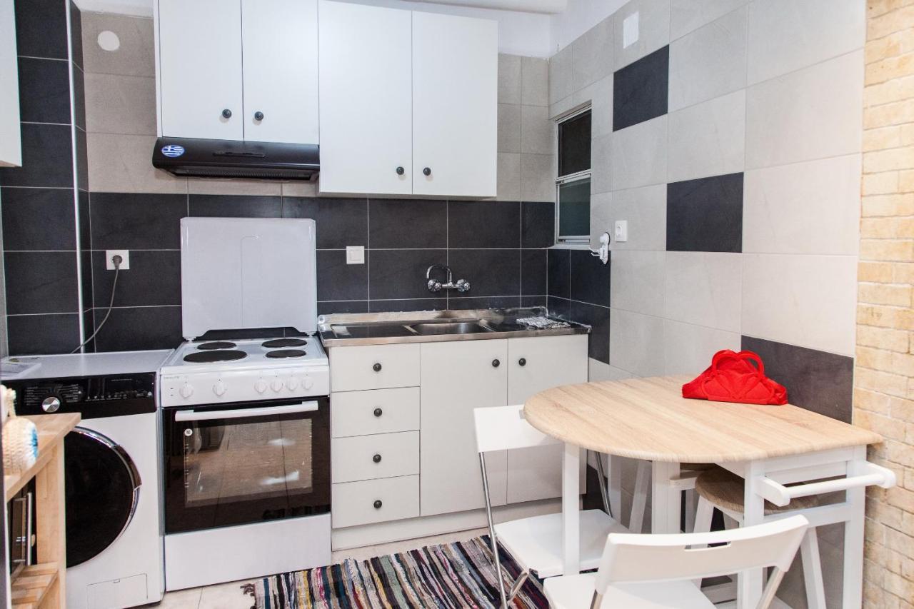 Cozy Apartment In Pireas Ngoại thất bức ảnh